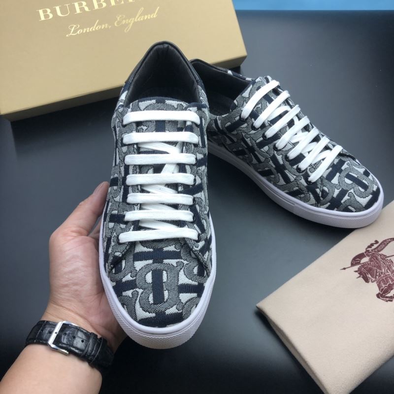 Burberry Low Shoes